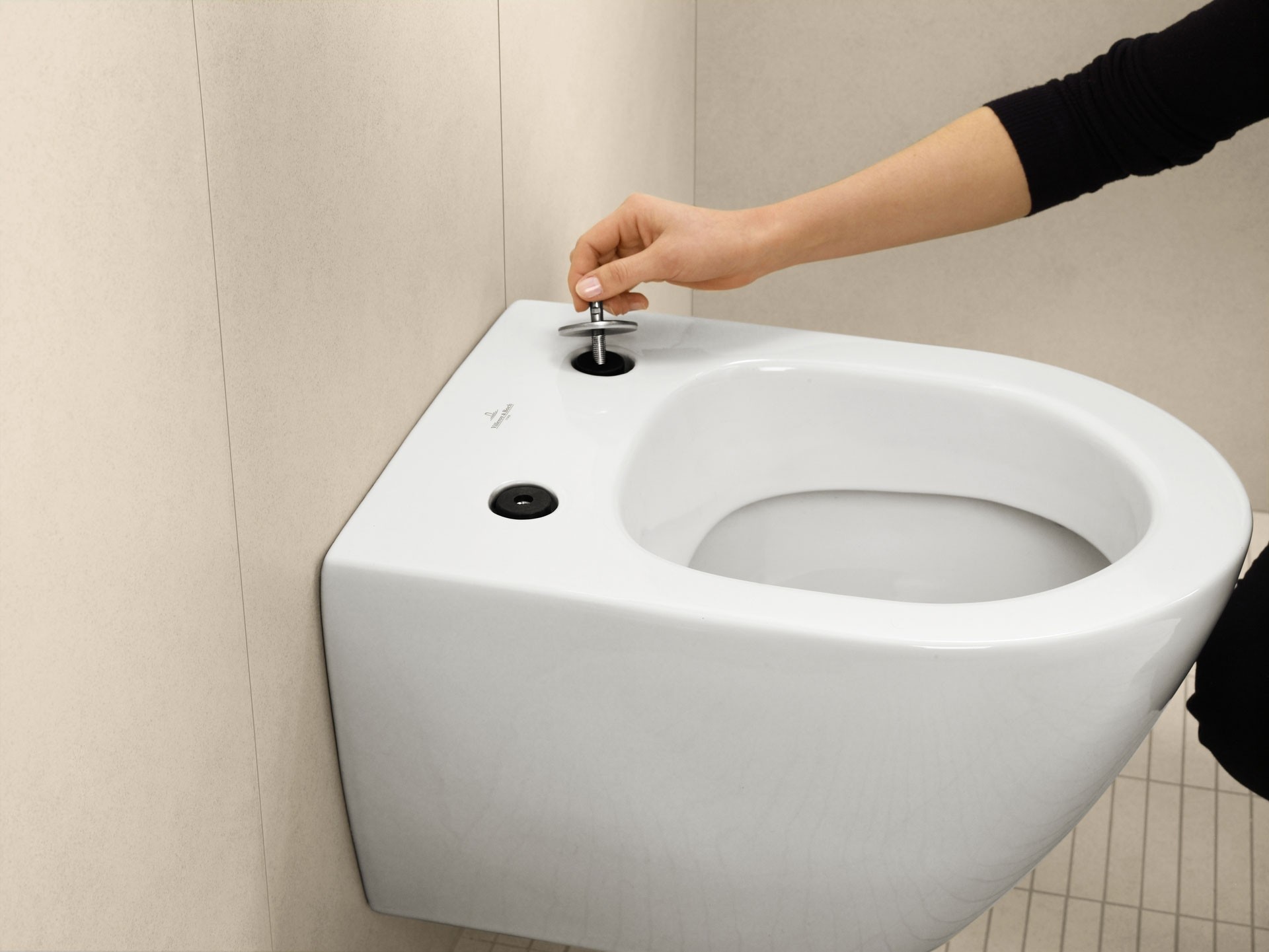 Villeroy & Subway 2.0 Wall-mounted washdown toilet Compact without DirectFlush | xTWOstore