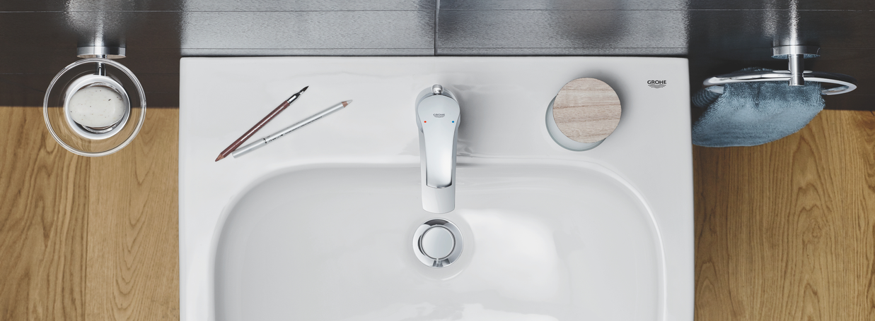 GROHE Accessories Sets at xTWO GROHE Accessories Sets